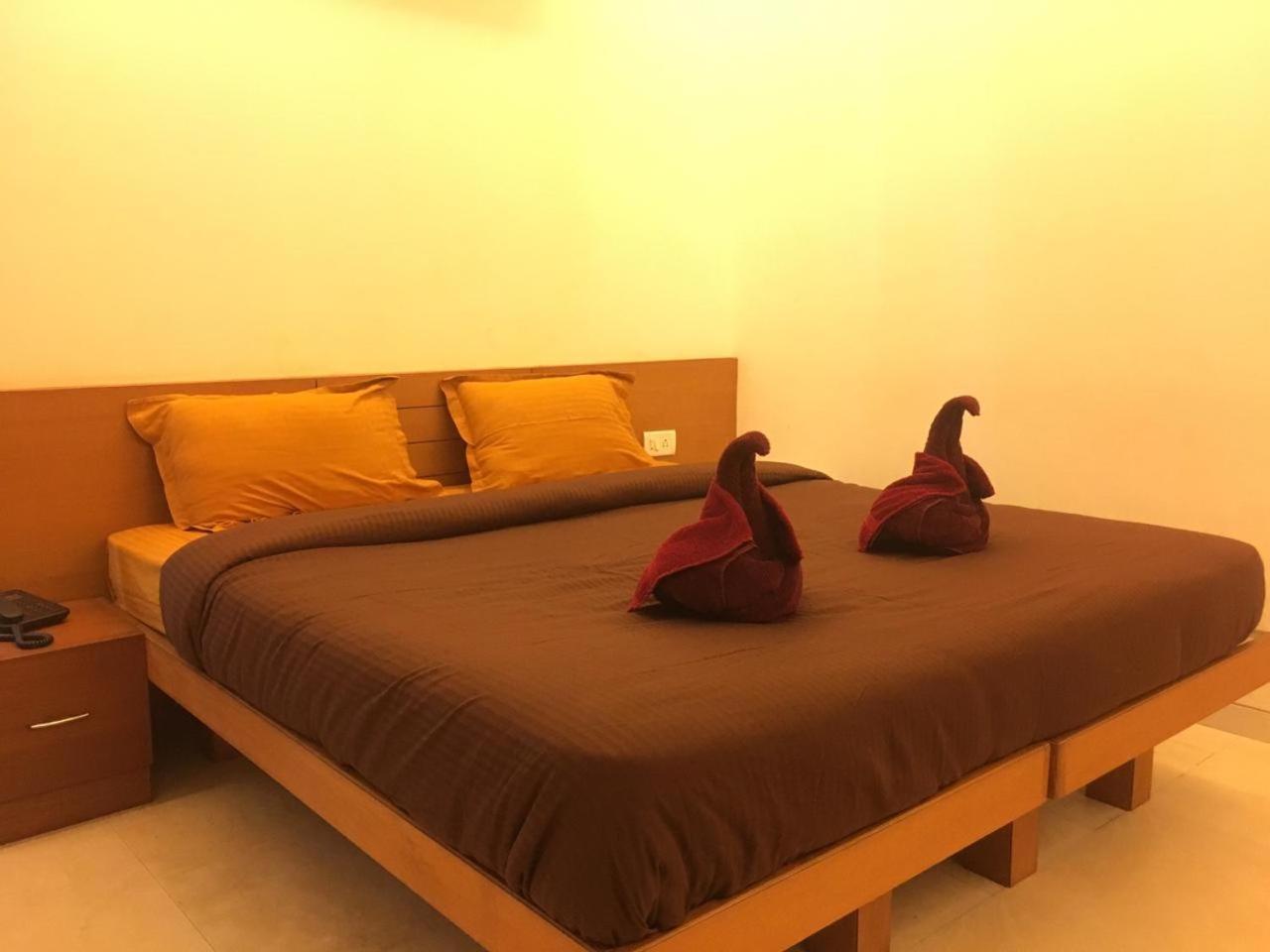 Surya Kiran Miramar Bed & Breakfast Panaji Exterior photo