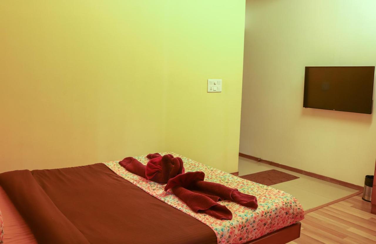 Surya Kiran Miramar Bed & Breakfast Panaji Exterior photo